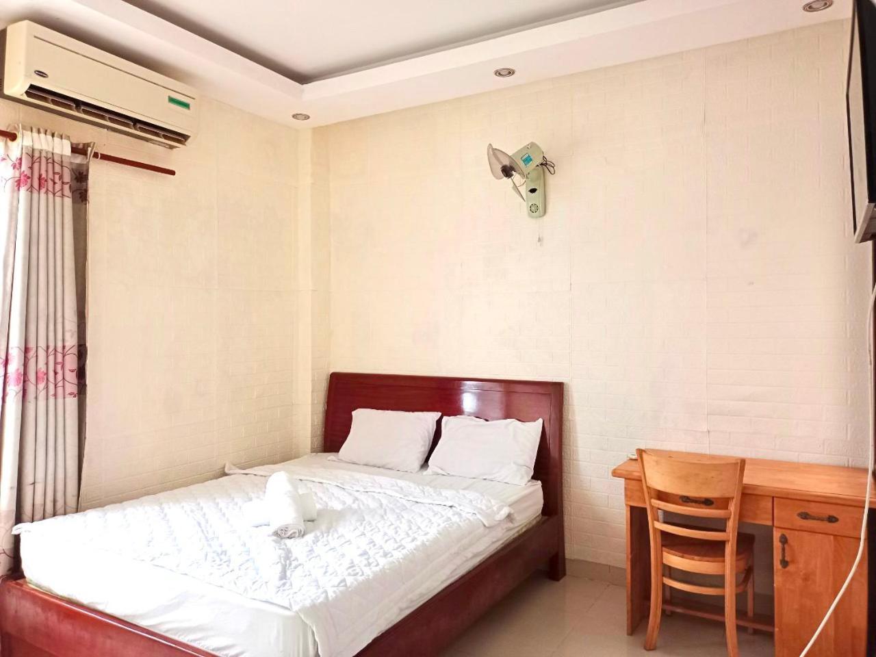 Trung Hoa Hotel ブンタオ エクステリア 写真