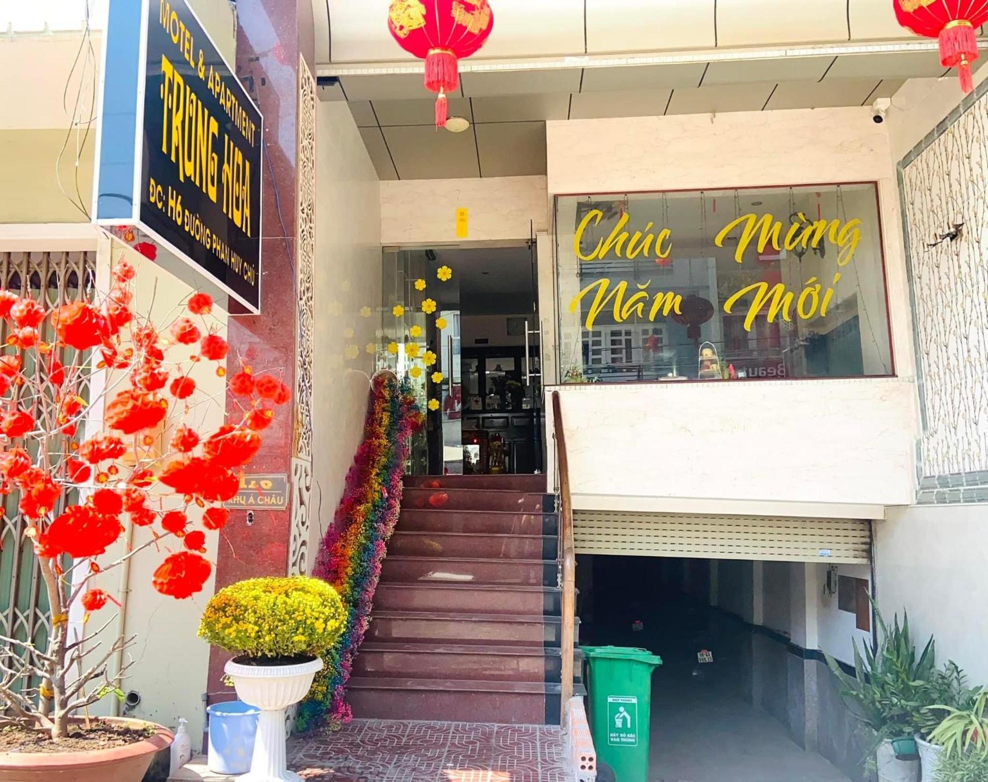 Trung Hoa Hotel ブンタオ エクステリア 写真